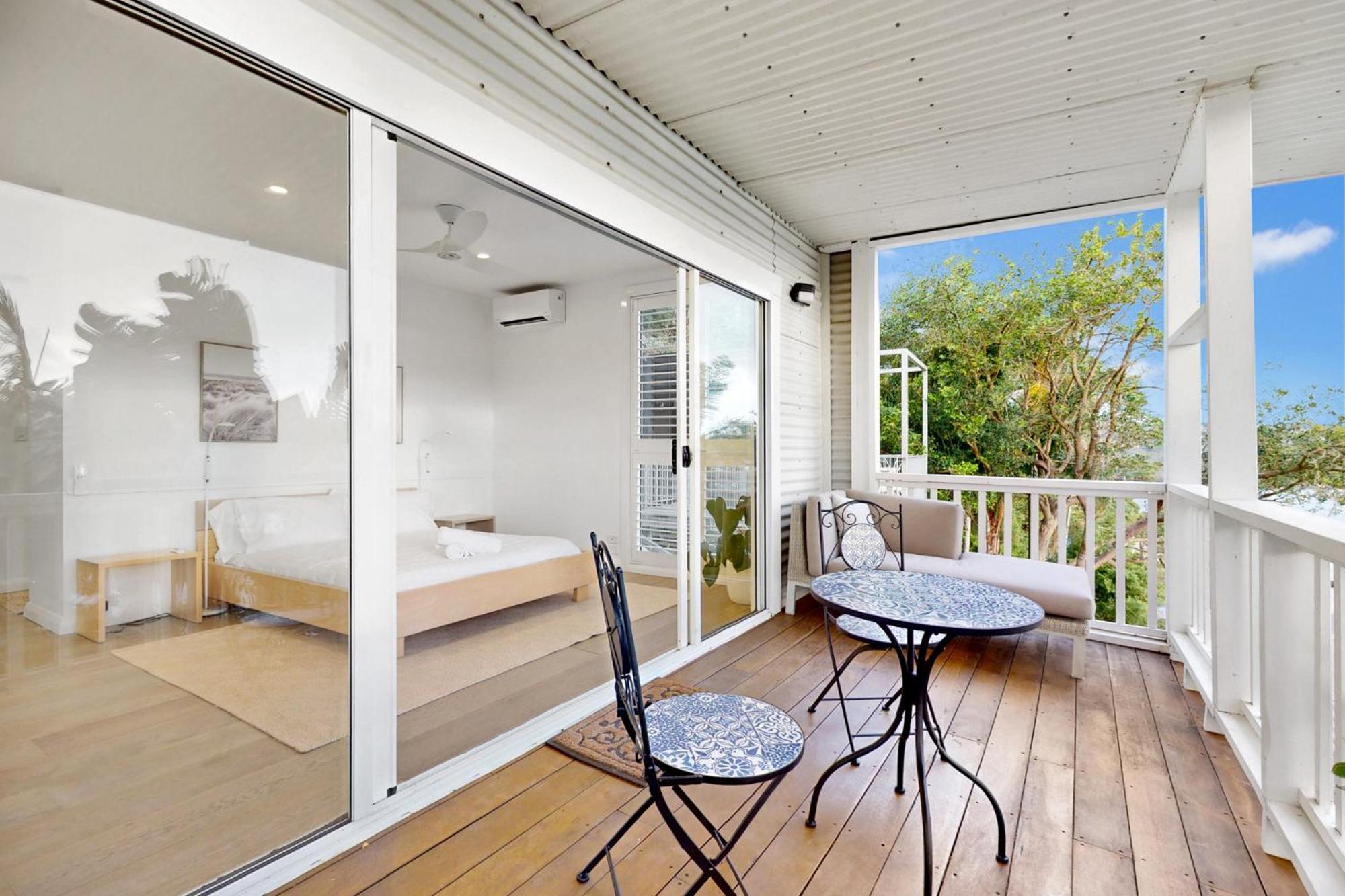 Holiday home Cliff House And Grand Harbour Views *