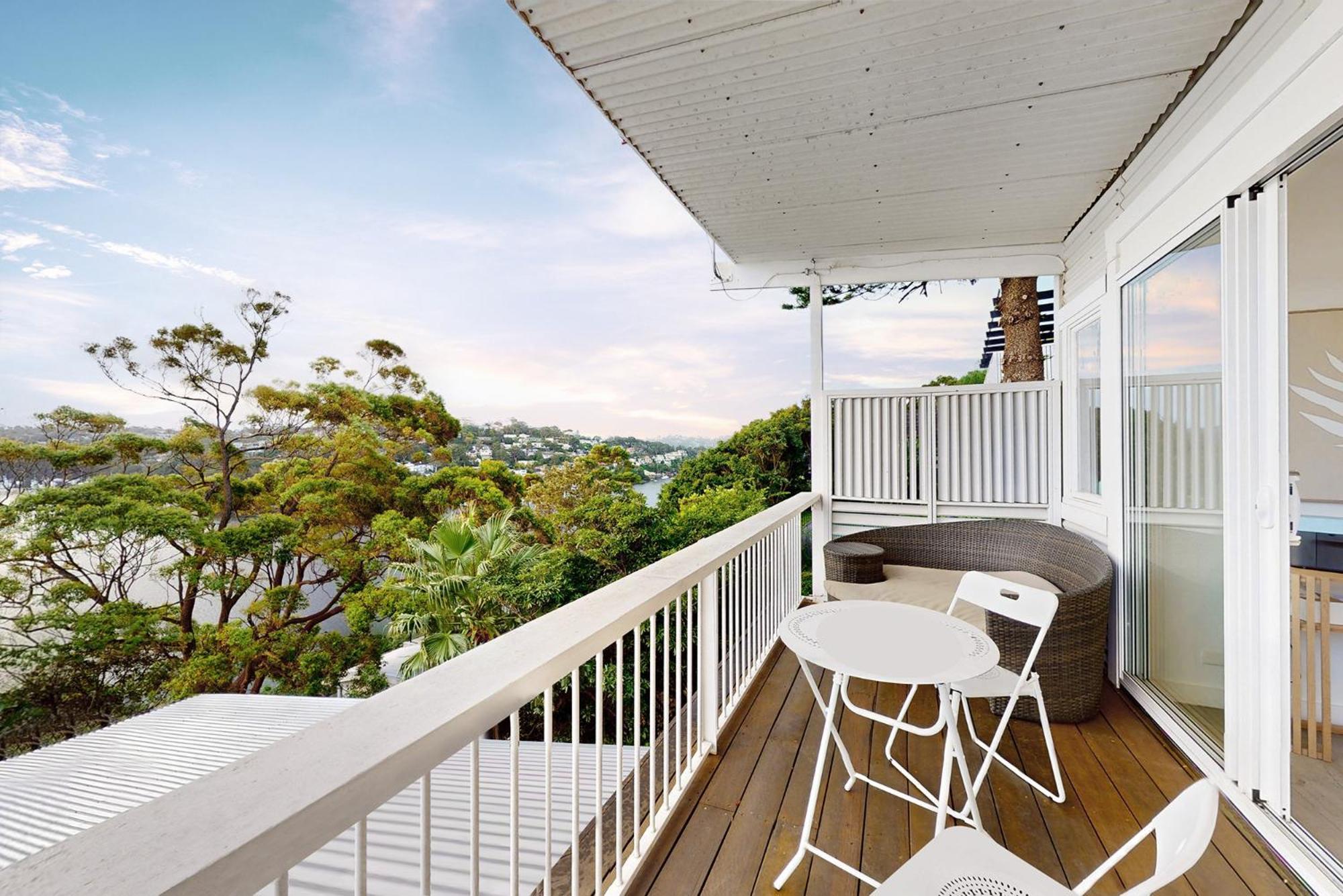 Cliff House And Grand Harbour Views *