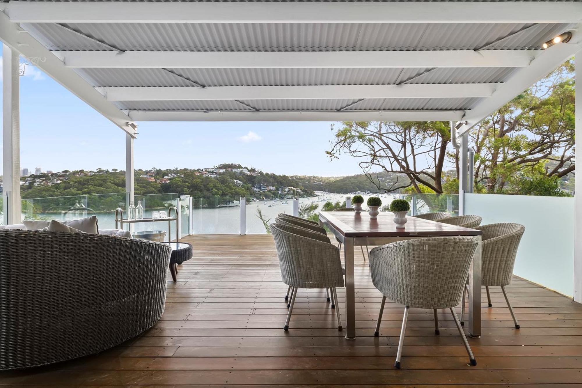 Cliff House And Grand Harbour Views * Sydney